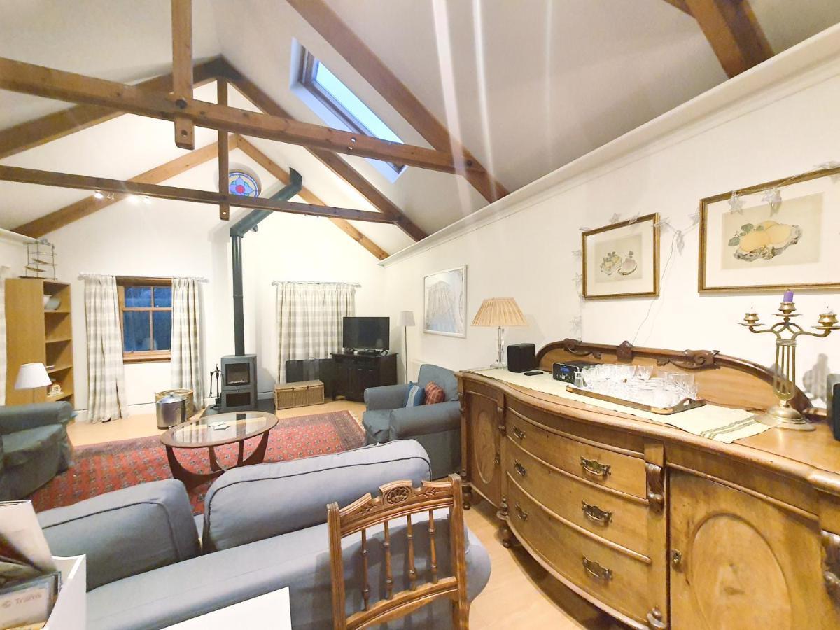 Edinburgh 2-Bedroom Cottage With Parking - Ground Floor 외부 사진