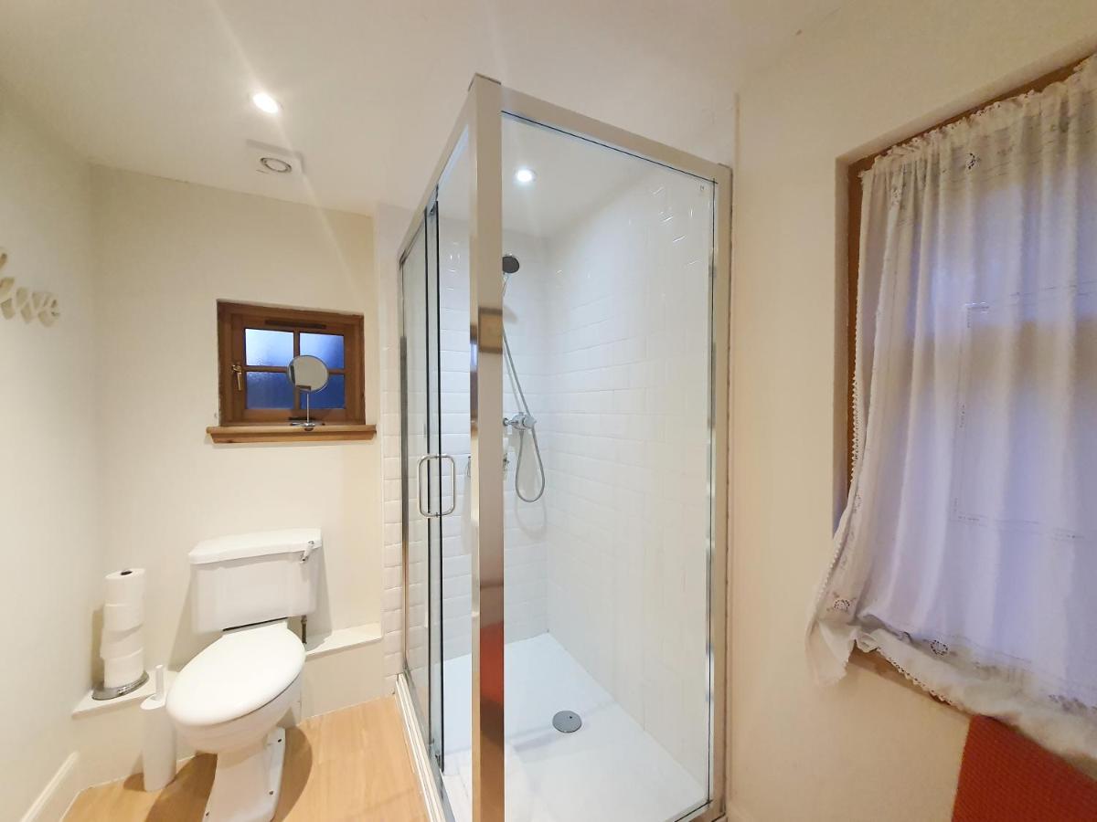 Edinburgh 2-Bedroom Cottage With Parking - Ground Floor 외부 사진