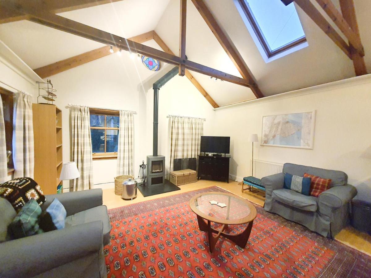 Edinburgh 2-Bedroom Cottage With Parking - Ground Floor 외부 사진
